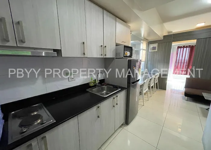 Aparthotel Staycation At Residences