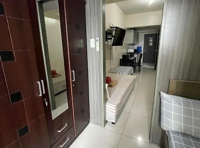 Staycation At Residences 2*