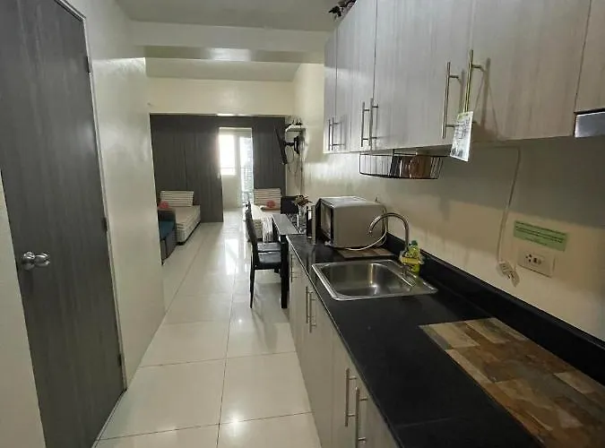 Staycation At Residences 2* Manila