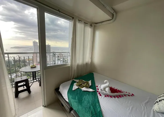 Staycation At Residences 2*