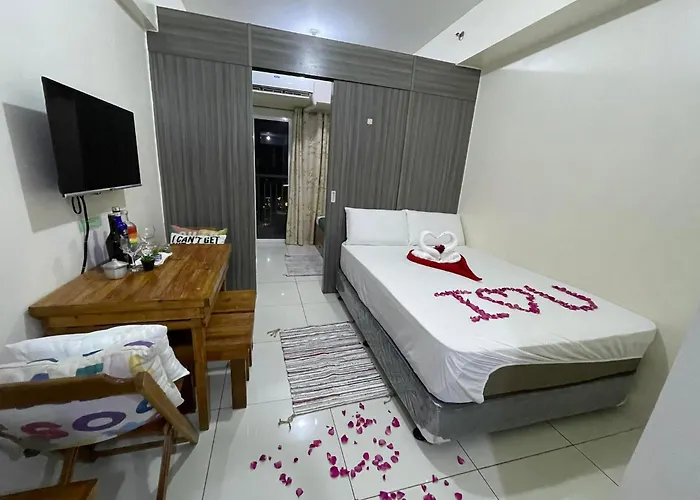 Staycation At Residences 2*