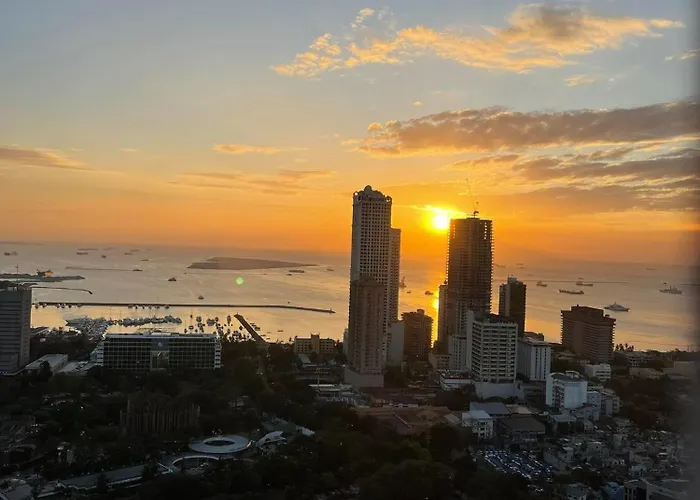 Aparthotel Staycation At Residences Manila
