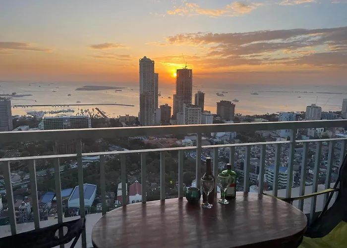Staycation At Residences Aparthotel