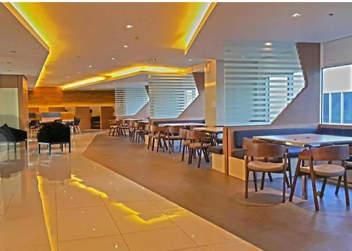 Aparthotel Staycation At Residences 2*